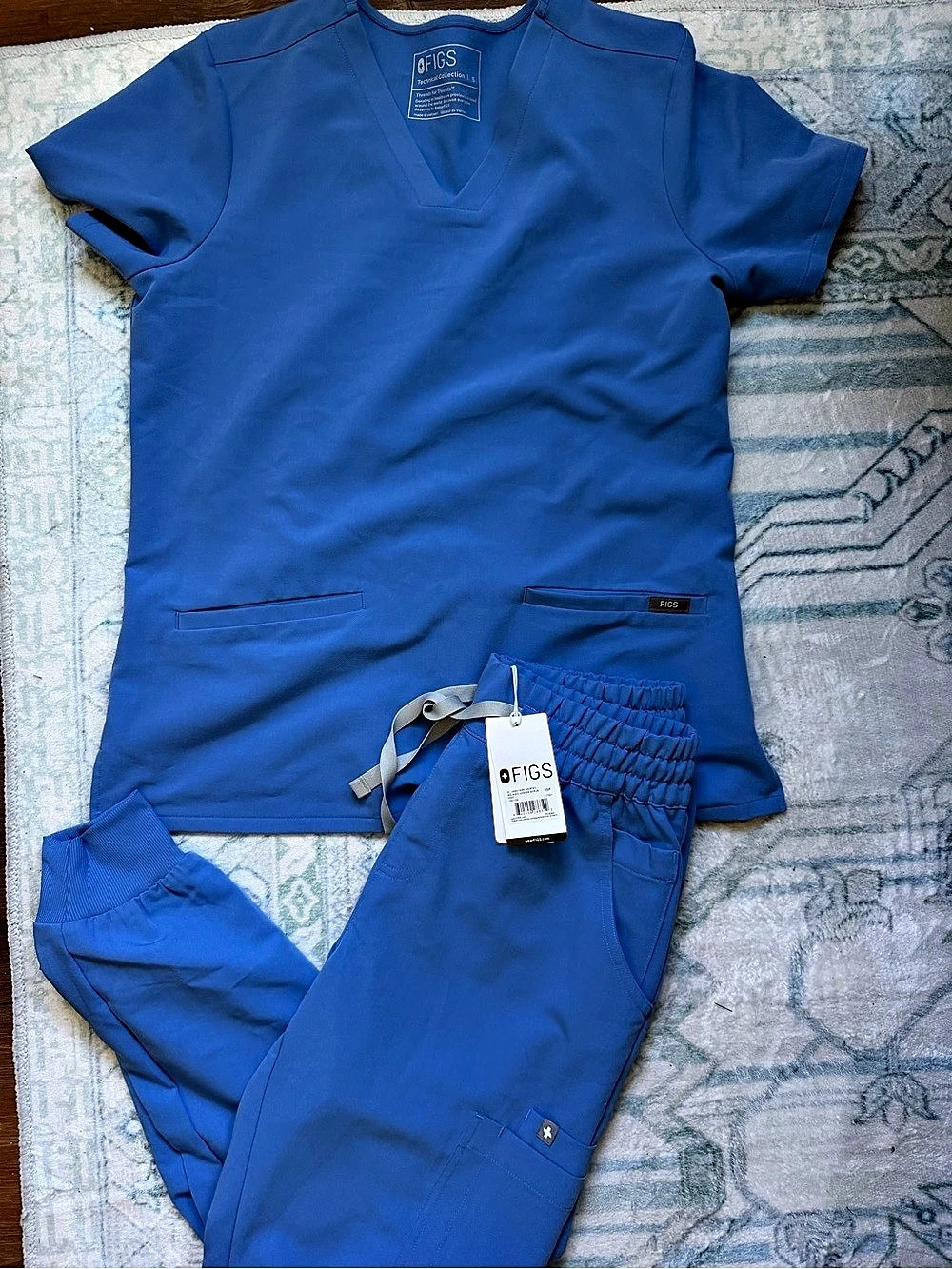 FIGS Uman High Waisted Relaxed Jogger Scrub Pant & Scrub Top Set Ceil Blue NWT